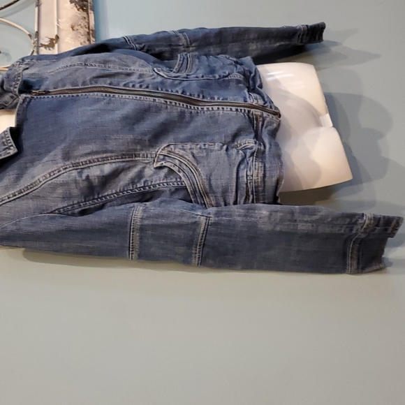 Denim jacket - Picture 4 of 10